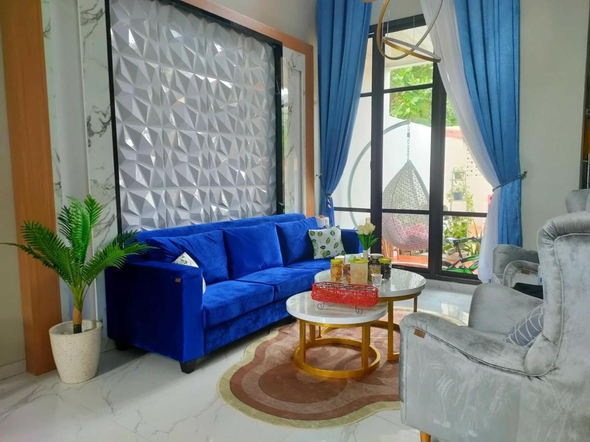 Hotel Express O 91277 Atiq Syariah 2*